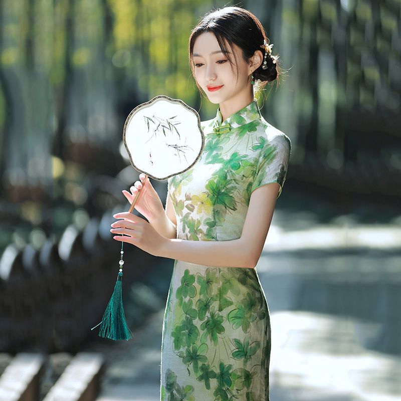 綠色旗袍2023年新款女夏季年輕款復古民國風高端氣質短袖連衣裙