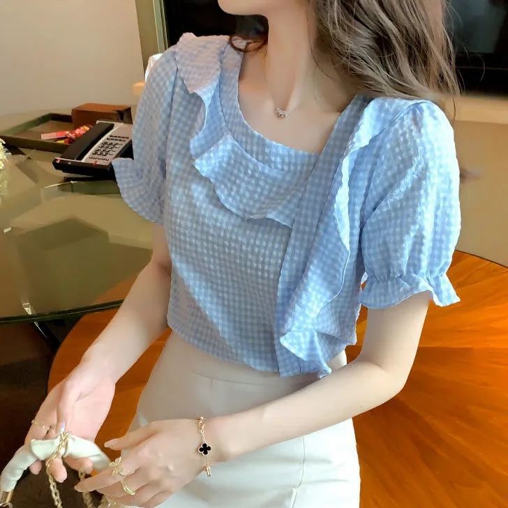 Plaid chiffon shirt women's summer new short-sleeved age-reducing sweet tie-in clothes women's summer irregular small shirt