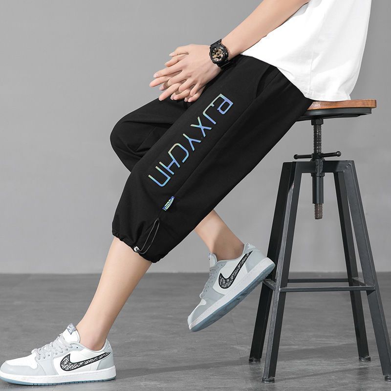 Men's summer new cropped trousers for students and teenagers over the knee, versatile 7-minute pants for men, trendy Korean style handsome sanitary trousers