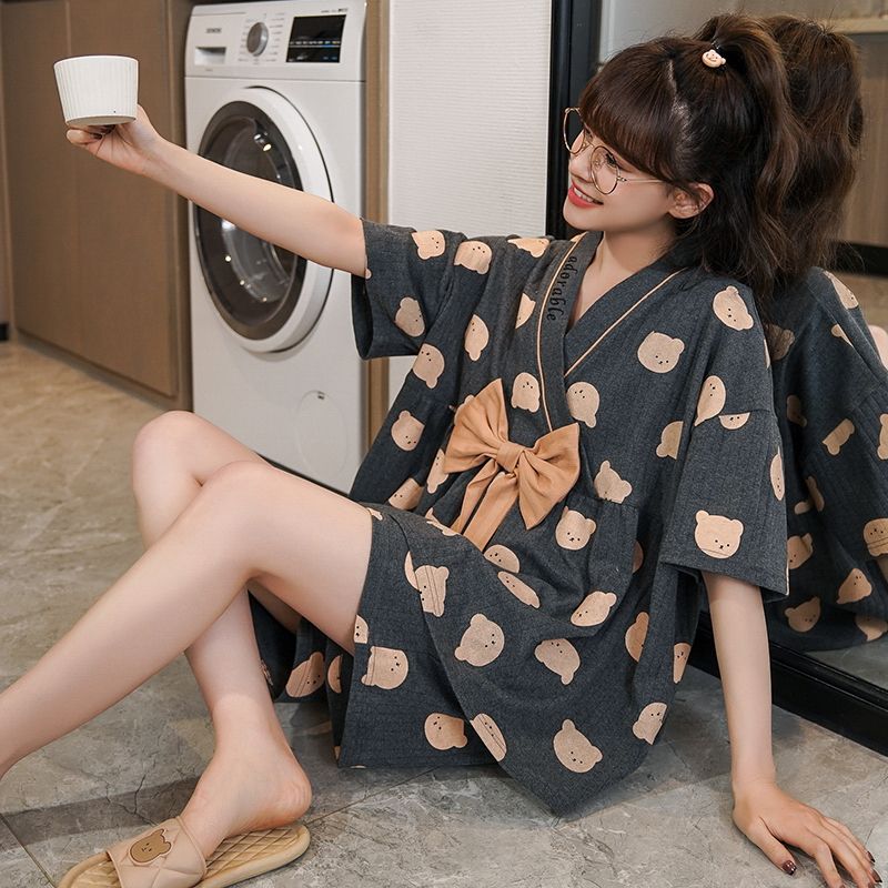 Cartoon pajamas women's summer short-sleeved thin kimono suit summer students cute net red home clothes can be worn outside