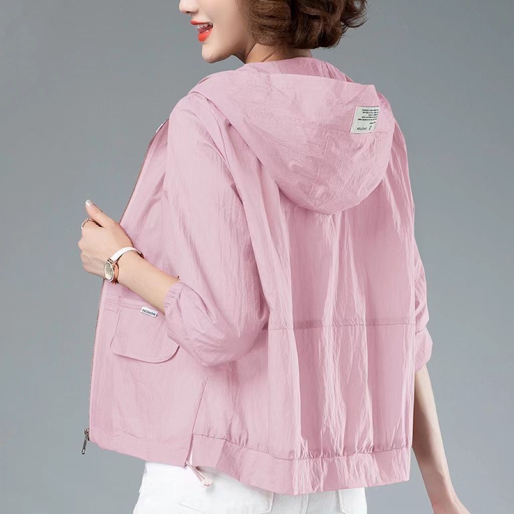 Summer sun protection clothing for women 2023 new mother's clothing sun protection clothing middle-aged women's loose top thin coat women's fashion
