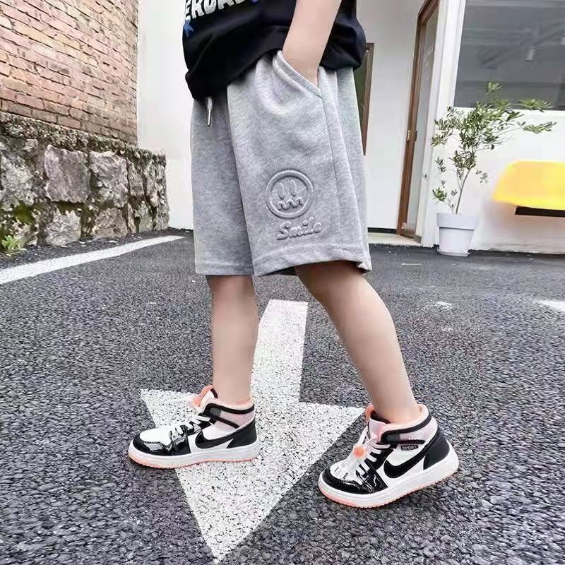 Baby boy shorts summer sports shorts children's casual five-point pants summer new cotton shorts Korean version