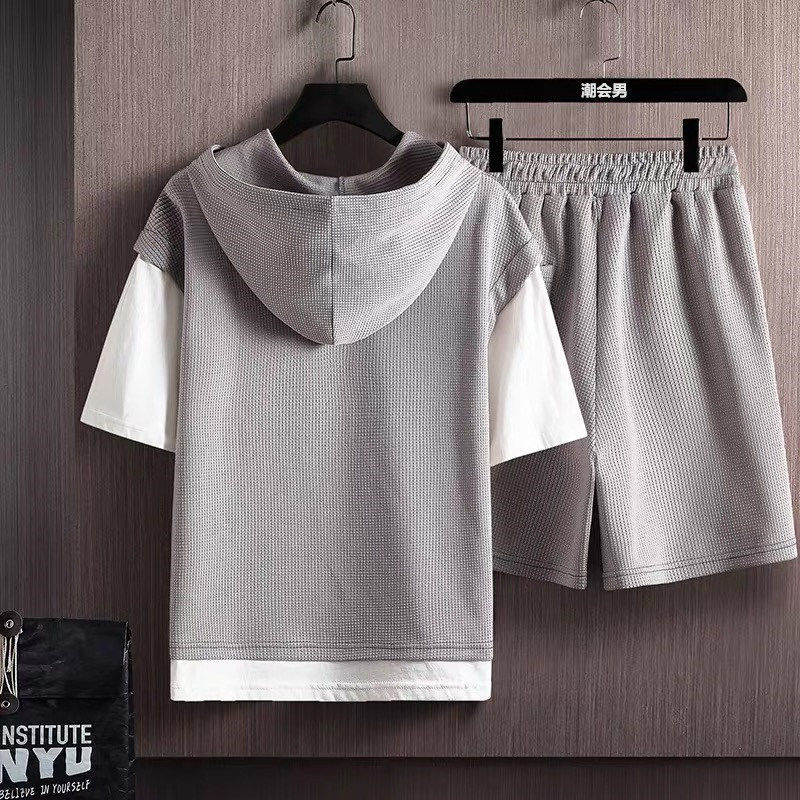 Fake two piece waffle short sleeve sports suit men's spring and summer hooded T-shirt shorts two pieces a set of handsome men's clothes