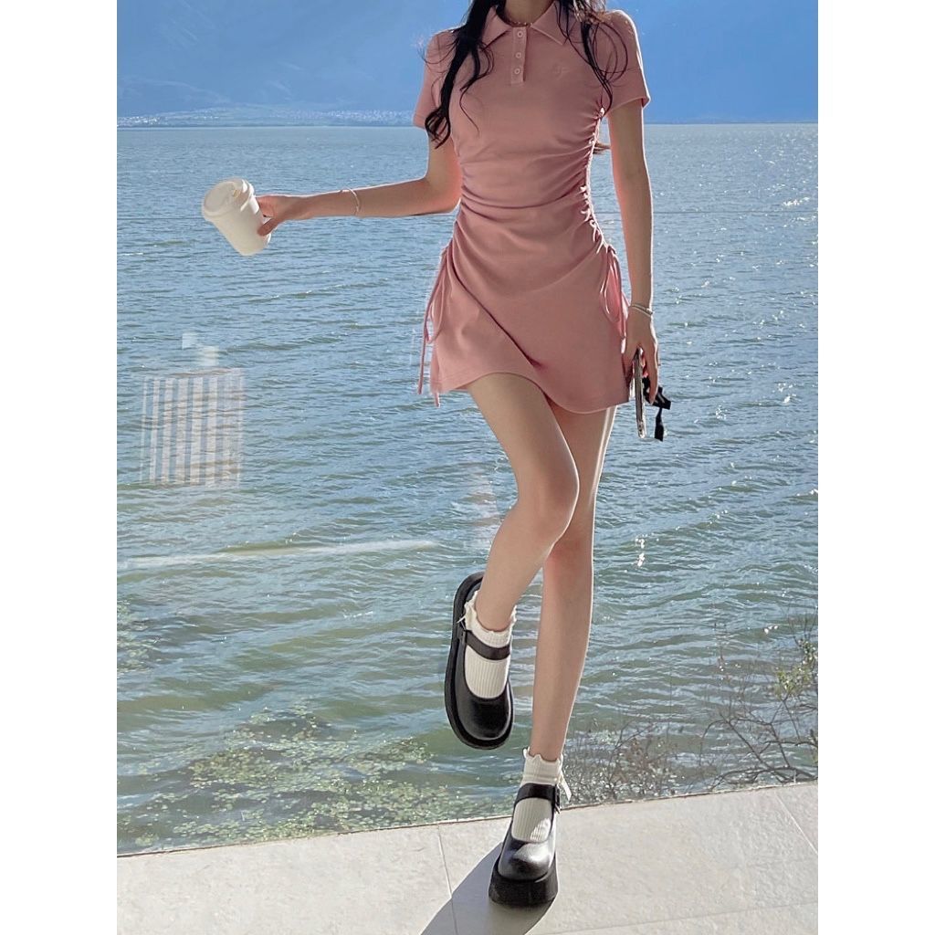 2023夏季新款純欲修身連衣裙女甜辣綁帶抽繩Polo領顯瘦收腰短裙子