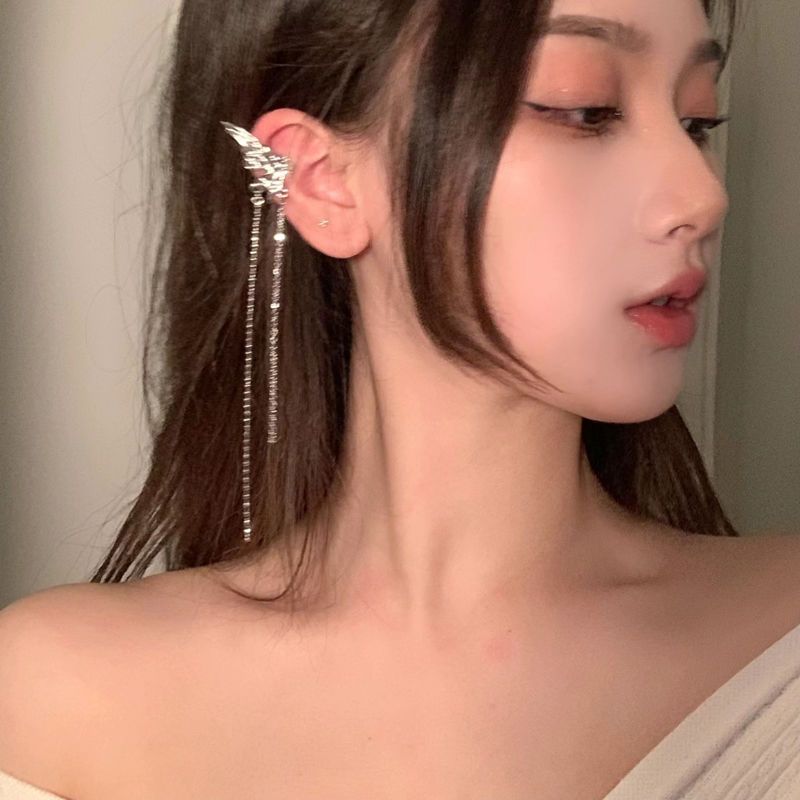 超仙蝴蝶耳夾女無耳洞流蘇耳骨夾小眾2023新款ins高級感耳掛耳飾