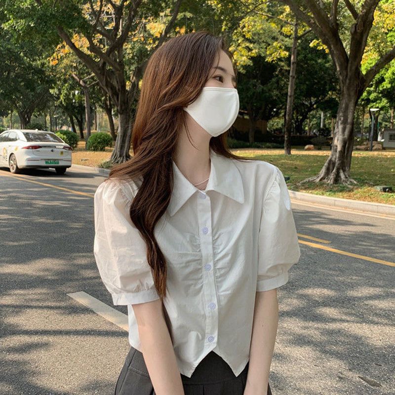 白色襯衫女夏季新款法式別致褶皺白襯衣設計感小眾泡泡袖短款上衣
