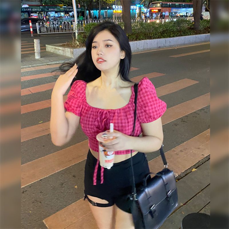 大碼女裝2022夏新款顯白後背蝴蝶結粉格方領芭比上衣胖mm短褲套裝