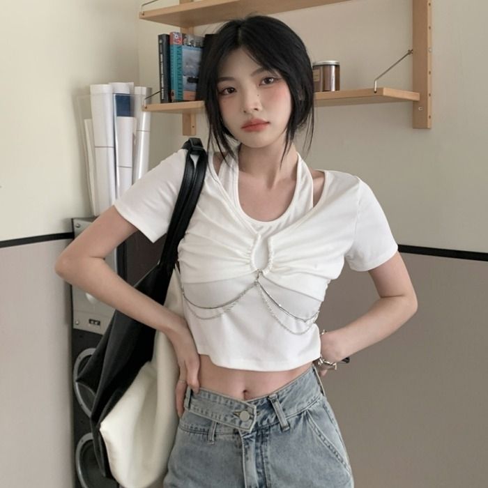 Fake two-piece hanging neck short-sleeved t-shirt women's ins tide summer 2022 new design sense niche short pure desire top