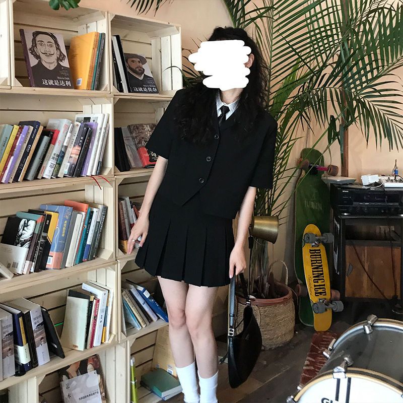日系西裝套裝2023年新款女短袖小翻領上衣高腰顯瘦百褶裙兩件套夏