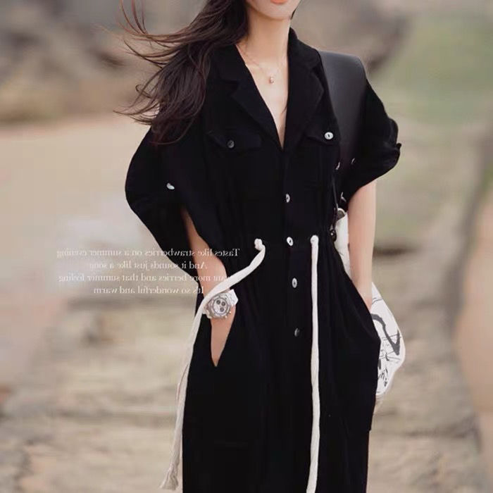 Liseyen2022 spring / summer design sense of minority women's high waist silhouette paper man Onesies are smooth and fashionable