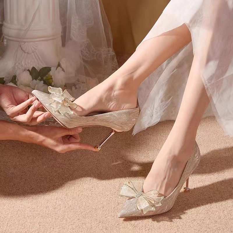 婚鞋女年新款法式婚纱秀禾两穿新娘鞋不累脚小众高级感高跟鞋
