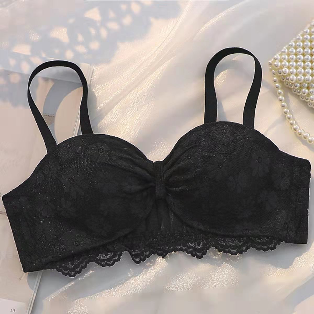 Underwear women's small breasts gather sexy non-slip no steel ring to close the pair of breasts on the support anti-sagging bra set tube top bra