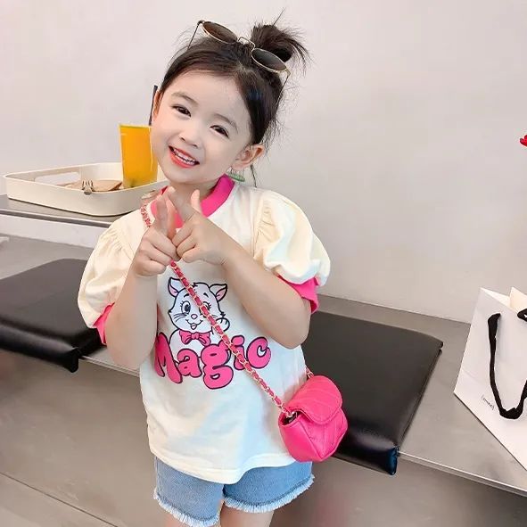 2022 new girls' short-sleeved t-shirts, small and medium-sized girls' baby summer dresses, printed contrasting colors, children's puff sleeve tops, trendy