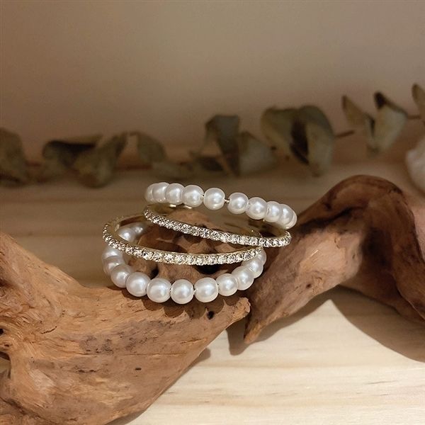 Charmante Perlen Und Glitzernde Diamant Doppel Hoop Ohrringe_voghion.com
