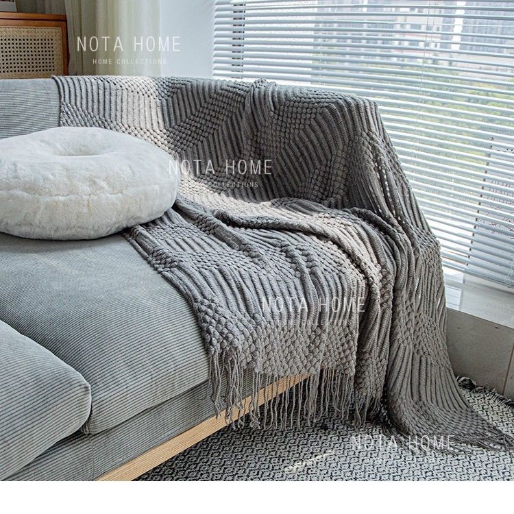 Ins Nordic air conditioning blanket shawl light luxury blanket cloak sofa blanket office siesta blanket blanket bed making spring