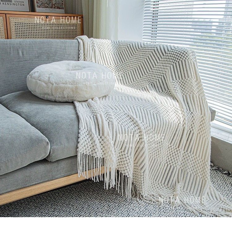 Ins Nordic air conditioning blanket shawl light luxury blanket cloak sofa blanket office siesta blanket blanket bed making spring
