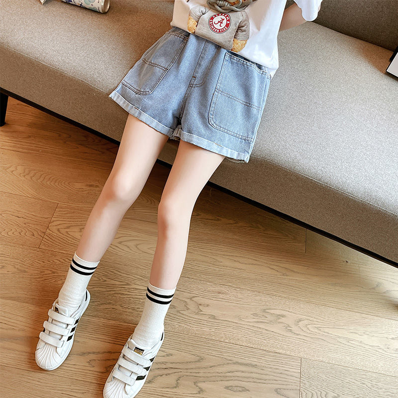 Girls' denim shorts summer clothes  new foreign style medium and big children's baby summer wear pleated thin pants