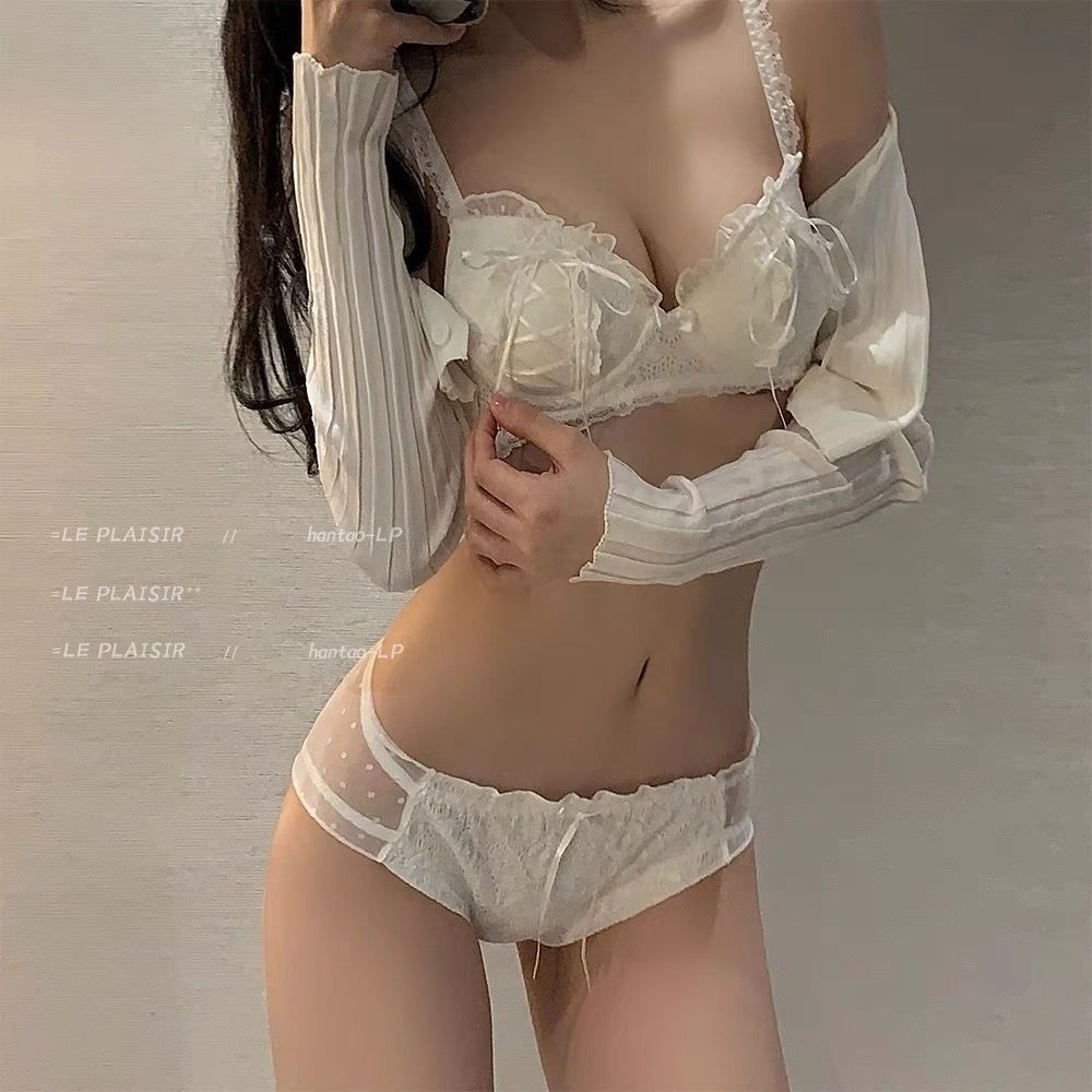 Japanese underwear women's small chest gathered no steel ring pure desire sexy lace top support anti-sagging girl bra set