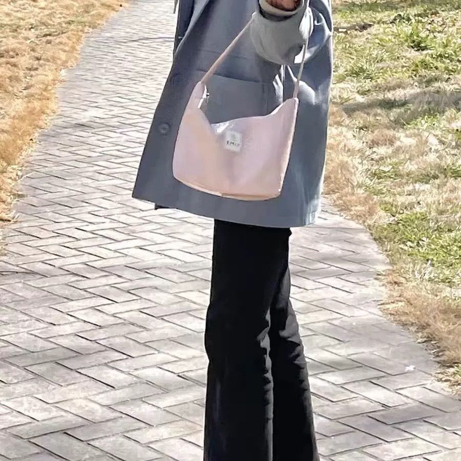 INCA underarm bag women's oil wax leather jelly bag crescent bag niche design texture ins Korean version  new trend