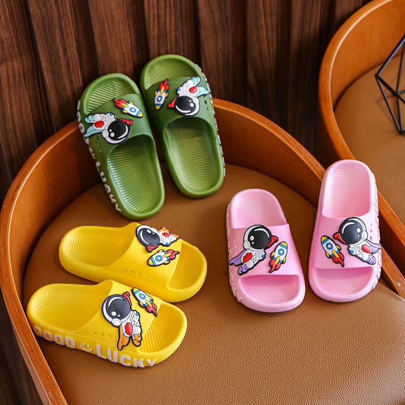 Children's slippers summer bathroom non-slip thick bottom spaceman latest parent-child home slippers boys and girls sandals and slippers