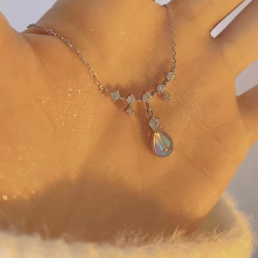 Moonstone necklace light luxury niche advanced  new style non-fading permanent washable ins student clavicle chain