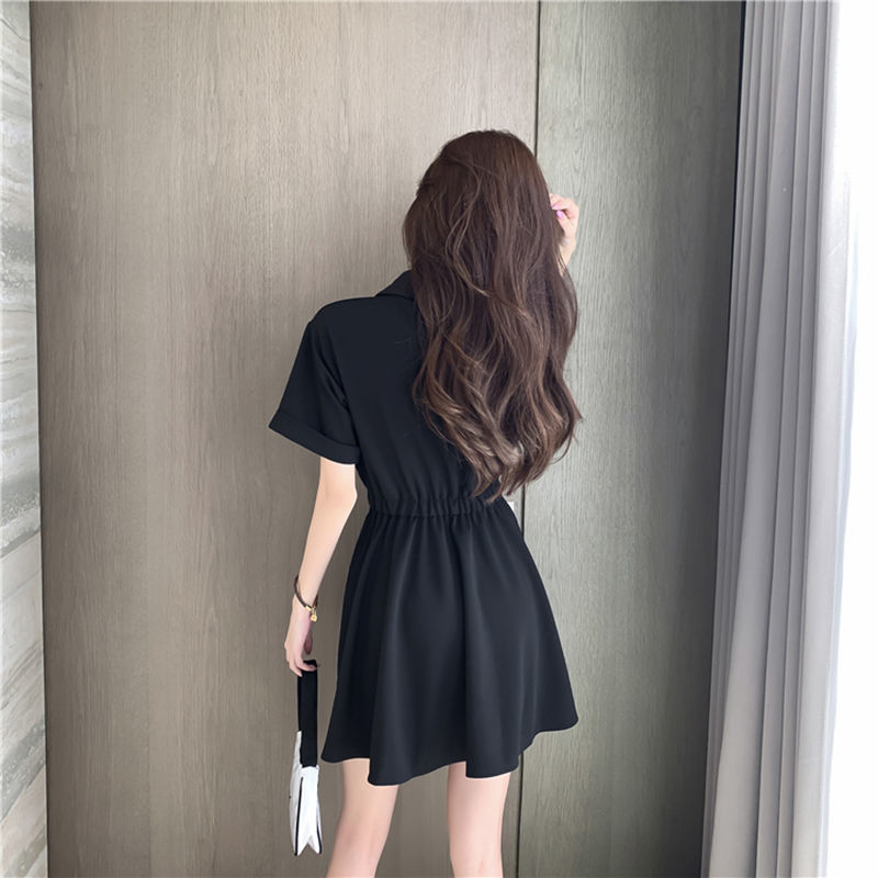 黑色连衣裙女夏季2022新款韩版气质显瘦刺绣A字短T裙polo领小黑裙