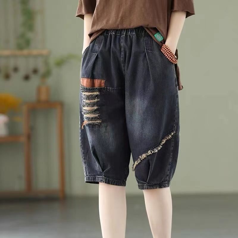 2022 new retro washed old ripped holes hit color elastic waist jeans five-point pants women's summer thin section