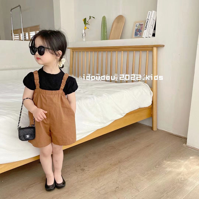 Girls two-piece suit 2022 summer new baby girl short-sleeved top strap short pants net red children's clothing T-shirt