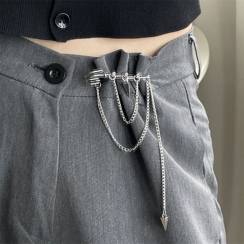 Change the belt to a smaller size, tighten the trousers, waist pin, hip-hop trendy chain, clothes decoration, suit brooch, women's suit accessories