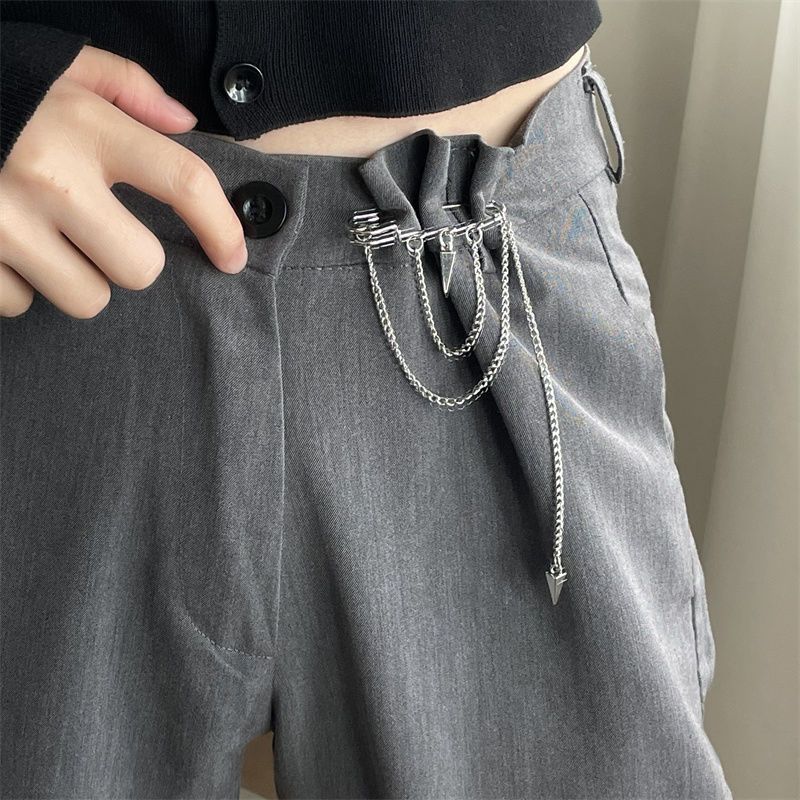 Change the belt to a smaller size, tighten the trousers, waist pin, hip-hop trendy chain, clothes decoration, suit brooch, women's suit accessories