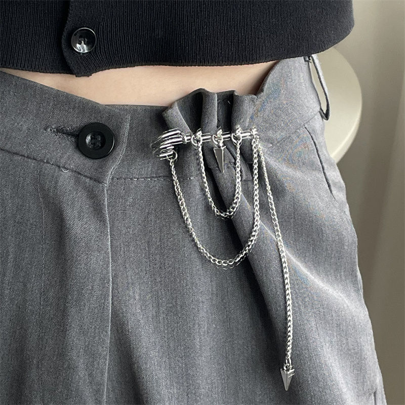 Change the belt to a smaller size, tighten the trousers, waist pin, hip-hop trendy chain, clothes decoration, suit brooch, women's suit accessories