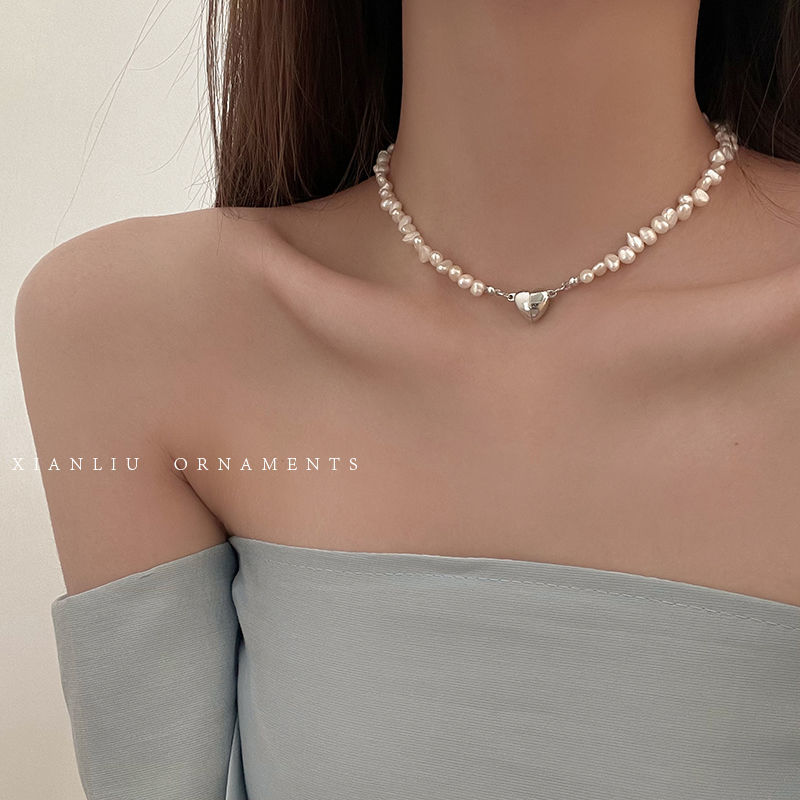 Baroque shaped freshwater pearl necklace women's light luxury niche high-level design sense retro clavicle chain neck chain accessories