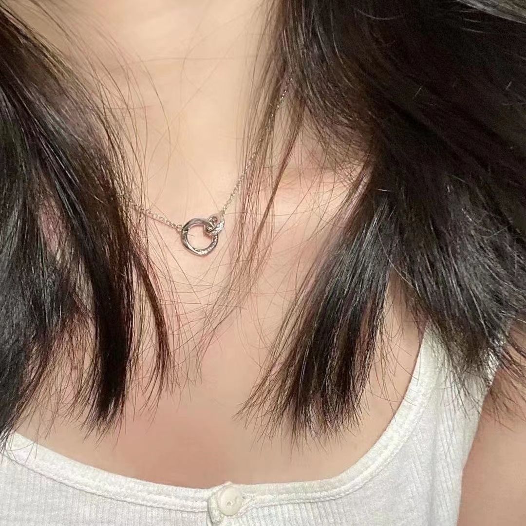 Mobius Loop Interlocking Couple S925 Silver Necklace Light Luxury Trendy Niche Friend Gift For Boyfriend And Girlfriend_voghion.com