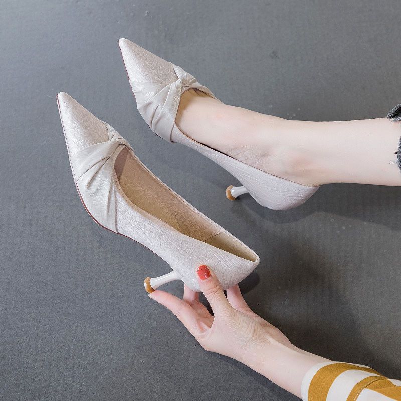 Temperament apricot-colored ladies' shoes small high-heeled single shoes women's stiletto 2023 new autumn all-match pointed toe shallow mouth high-heeled shoes