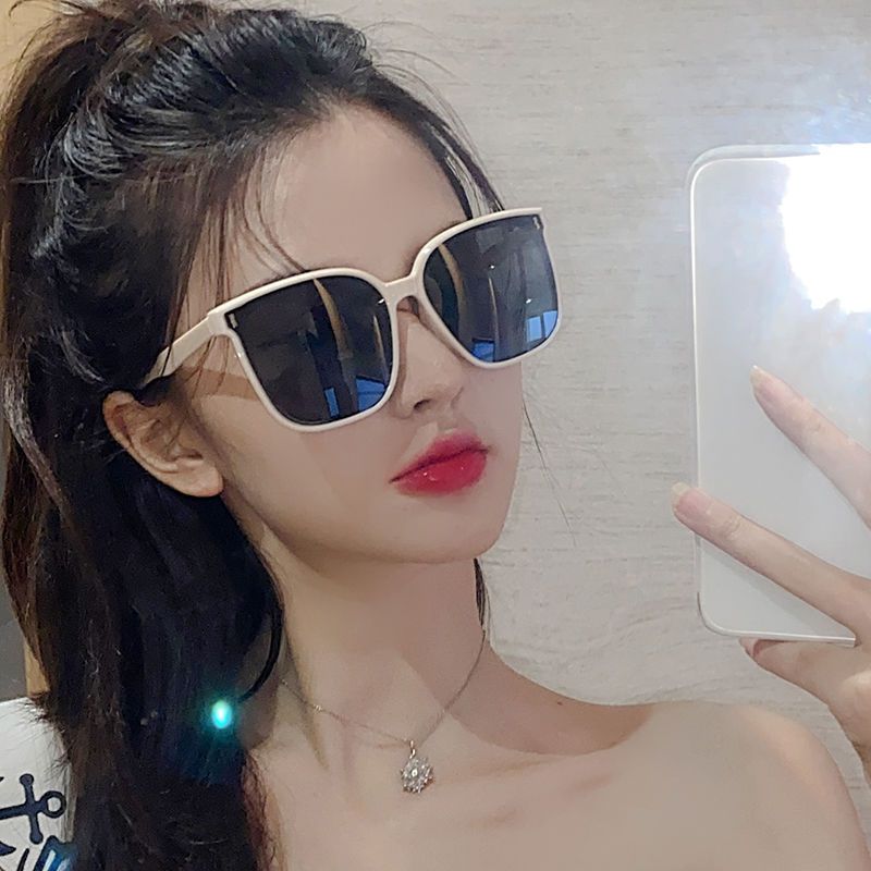 Internet celebrity Xiaohongshu Suyan artifact retro slim anti-ultraviolet sun sunglasses women's square large frame sunscreen