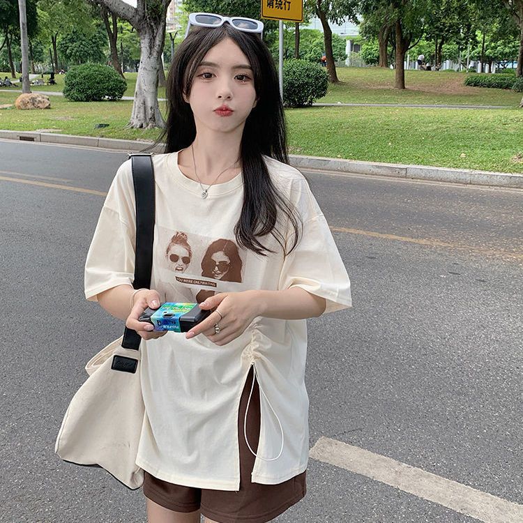 Slit T-shirt women's summer Korean version 2022 new loose white printing design sense niche short-sleeved top students
