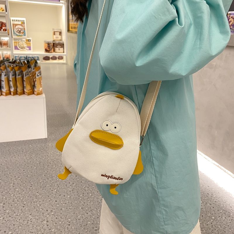 夏天可愛斜挎小包小清新迷你學生軟妹卡通小雞包日系帆布包手機包