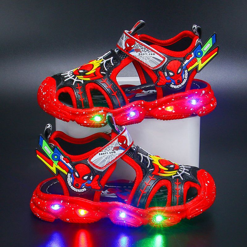 Children's sandals with lights Spider-Man boys 2023 summer new boys' sandals children's soft-soled sandals for children