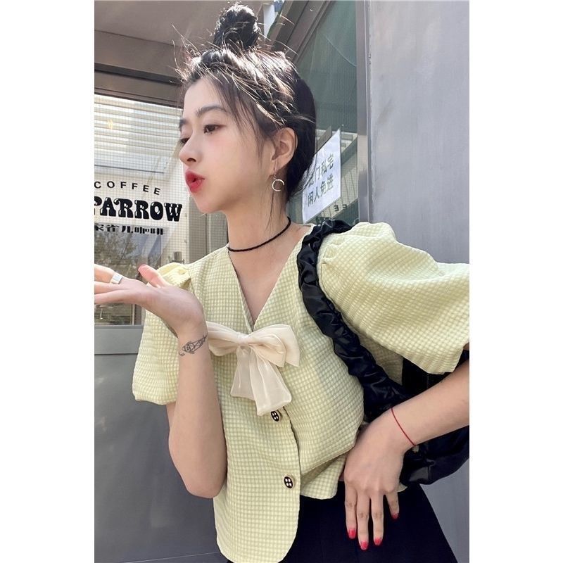 Bowknot V-neck puff sleeve shirt women spring and summer  new French niche plaid short short-sleeved top ins