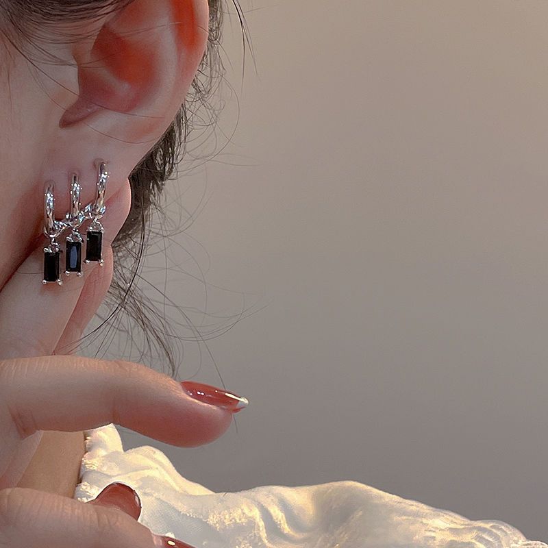 Dark zircon tassel earrings female sweet cool hot girl indifferent style niche design personality earrings earrings earrings