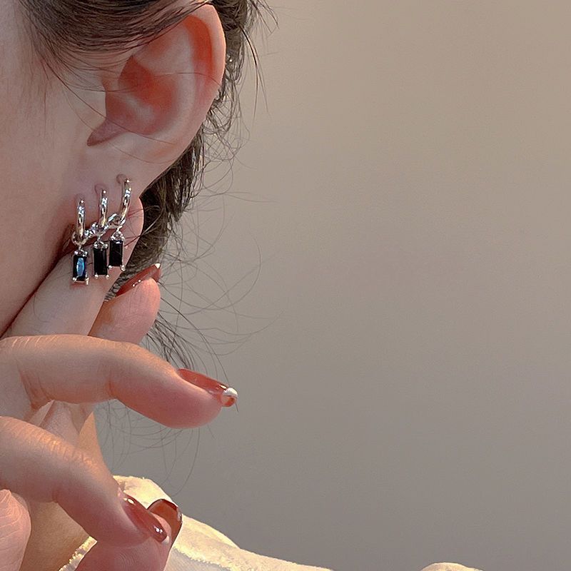 Dark zircon tassel earrings female sweet cool hot girl indifferent style niche design personality earrings earrings earrings