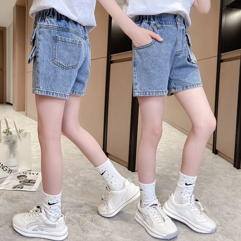 Girls' denim shorts thin 2022 summer new middle-aged and old children's foreign style, loose fitting children's versatile pants trend