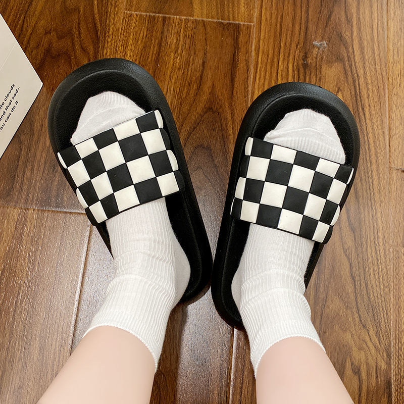 Checkerboard Slippers Fashion Explosion Summer Men and Women Outerwear Korean Version Household Non-slip Home Sandals and Slippers