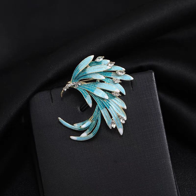 Elegant Vintage Phoenix Brooch With Gradient Enamel And Crystals_voghion.com