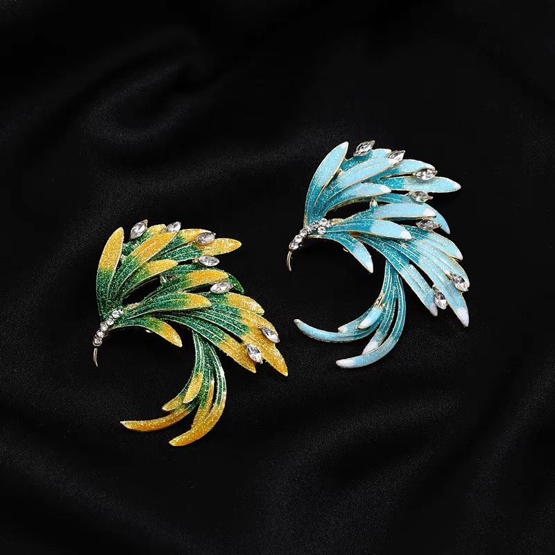 Elegant Vintage Phoenix Brooch With Gradient Enamel And Crystals_voghion.com