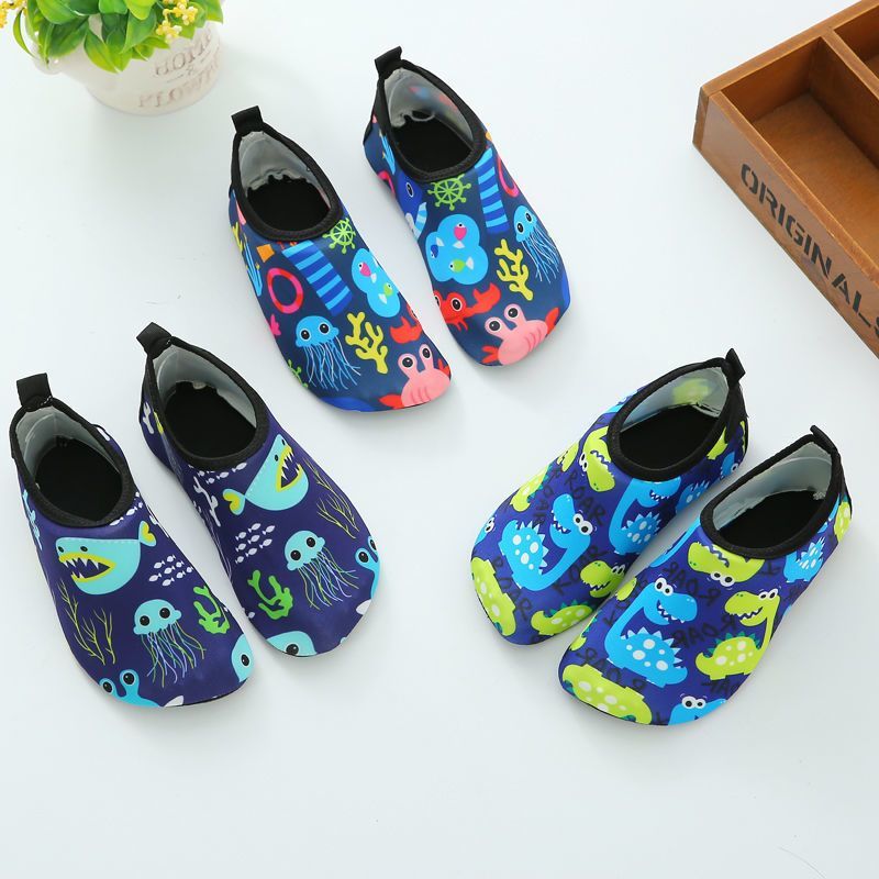 Beach shoes for men and women diving shoes snorkeling socks for children wading swimming non-slip soft bottom quick-drying anti-cutting upstream shoes and socks