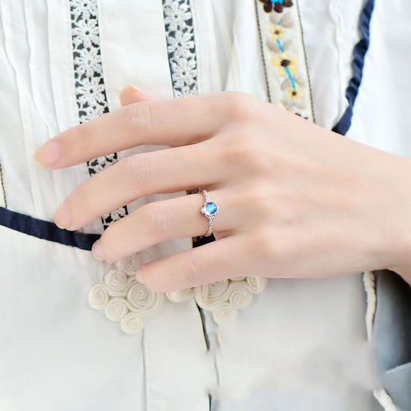Moonstone S925 Silver Open Strong Blue Light Natural Retro Trend Simple Couple Female Student Tail Ring_voghion.com