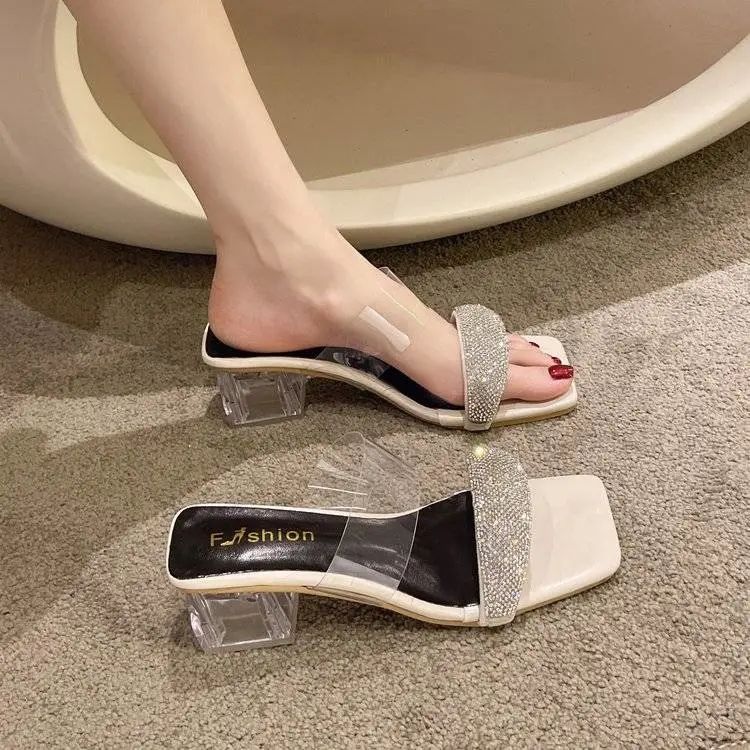 水鑽一字帶涼拖鞋女外穿2022年夏法式水晶粗跟時尚透明小眾高跟鞋
