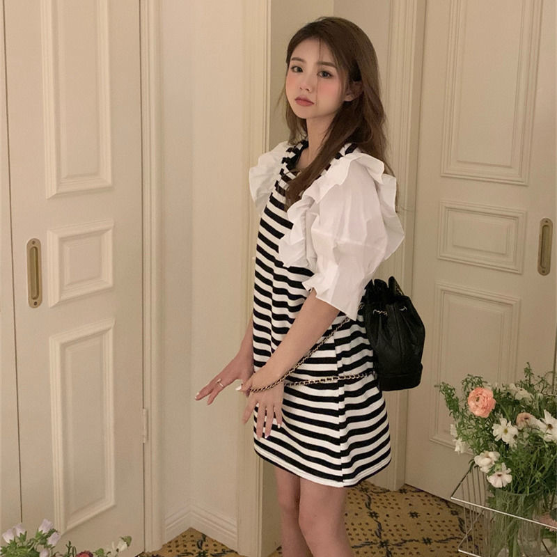 Fat MM extra large size 300 catties striped T-shirt skirt summer loose hidden meat thin fake two-piece ruffled dress