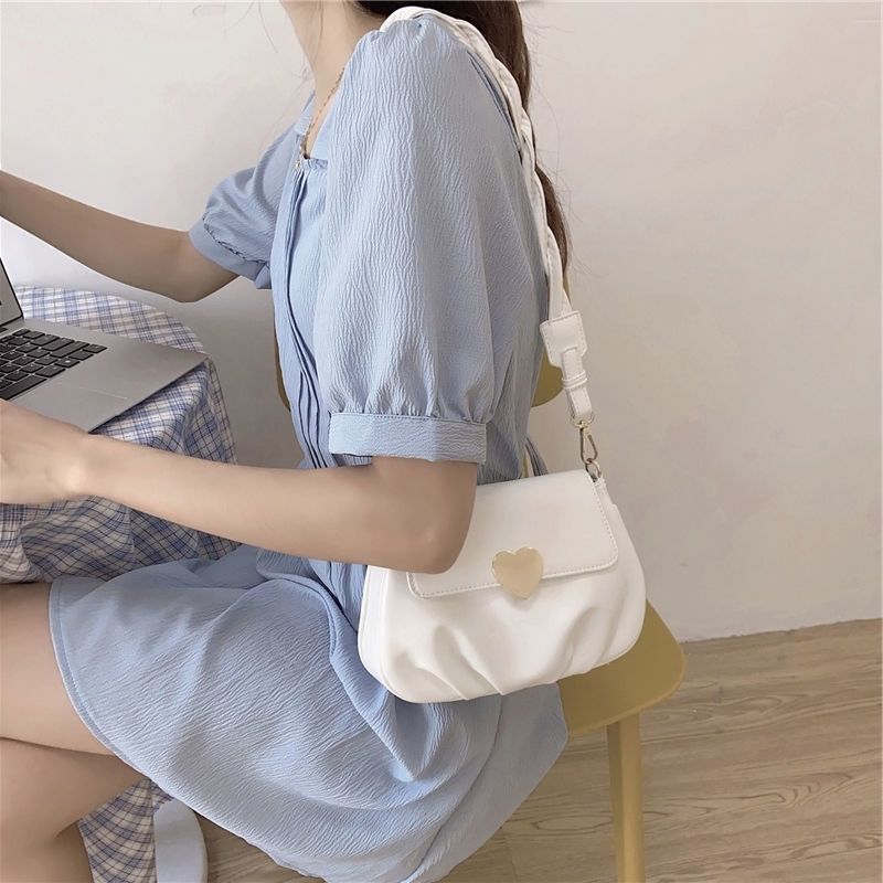French niche design new trendy summer high-quality textured shoulder messenger bag cute and versatile